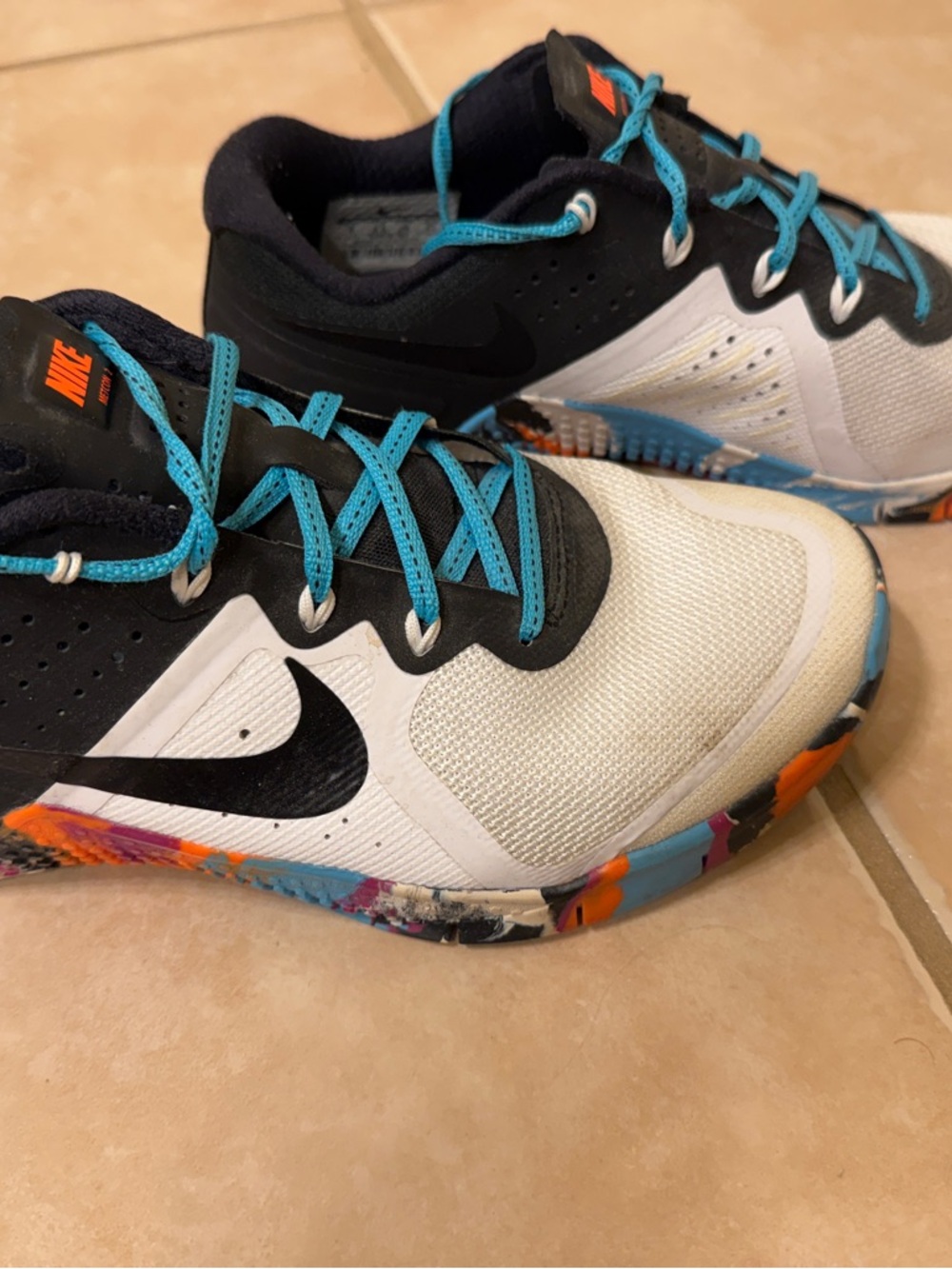 Nike White & Black Sneakers with Blue Laces and Multicolor Sole